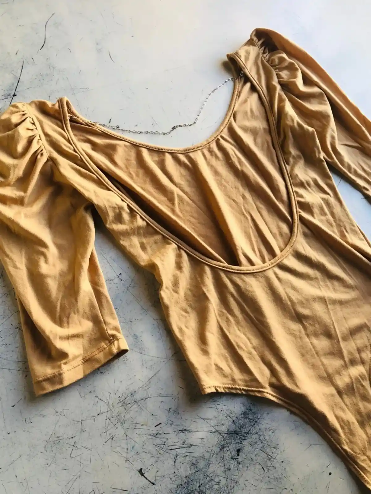 Body beige gamuza fruncido - Talle M