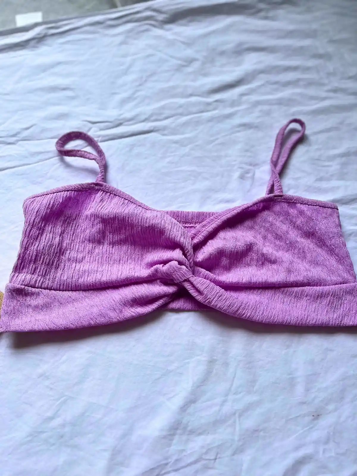 Top lila trozado lino