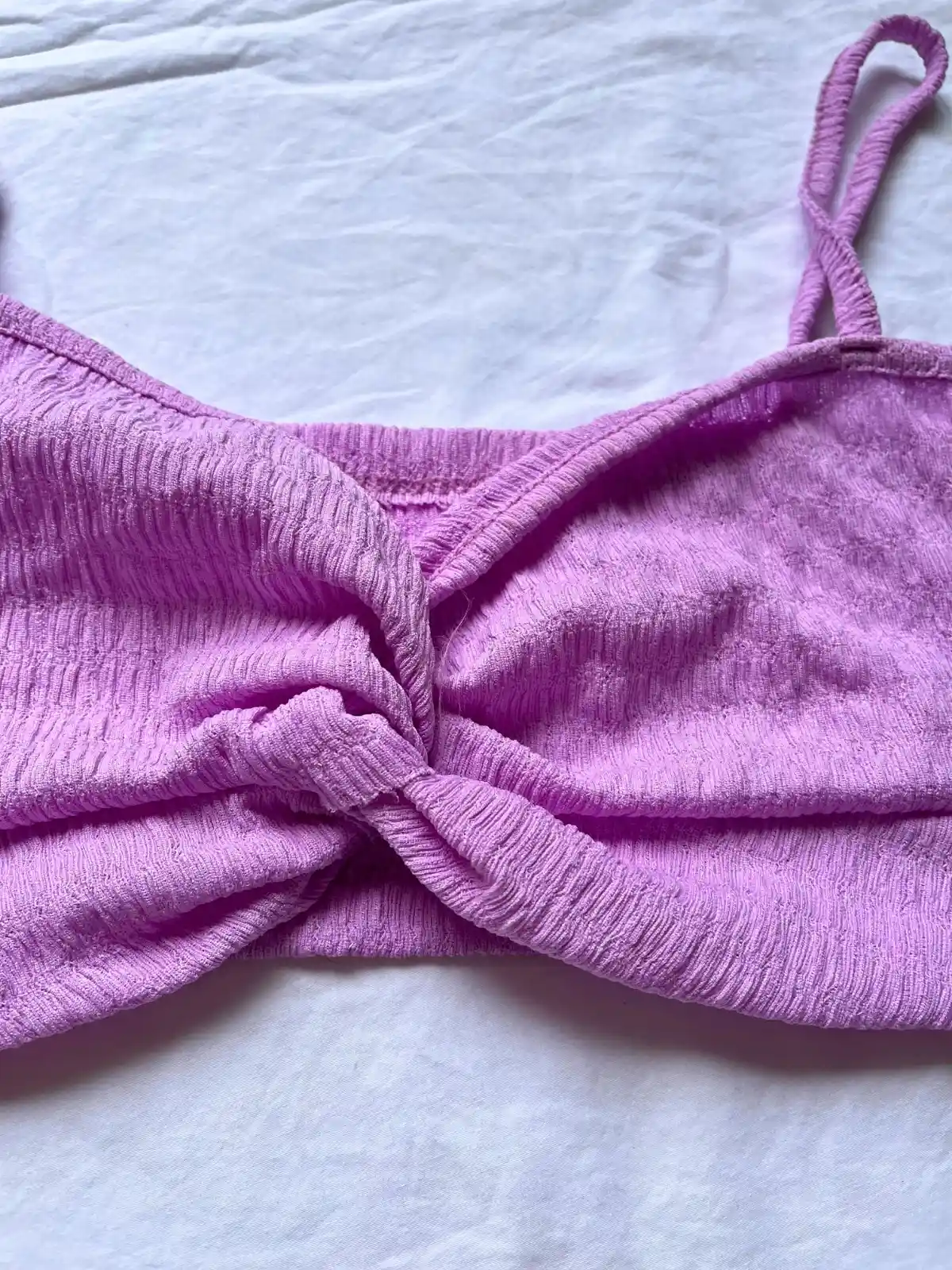 Top lila trozado lino
