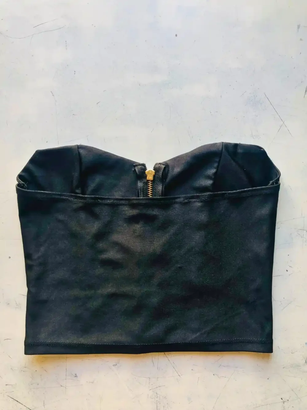 Corset negro cierre dorado - Talle S
