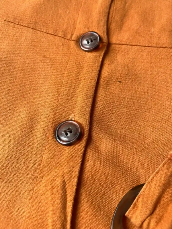 Foto 4 de Vestido abotonado naranja lino (Vertiche) - Talle M