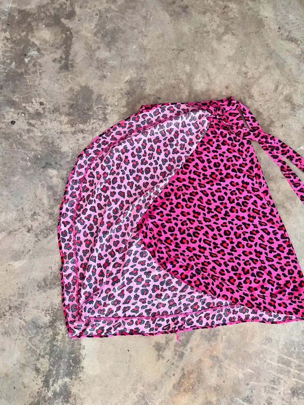 Pollera envolvente animal print fucsia - Talle S/M