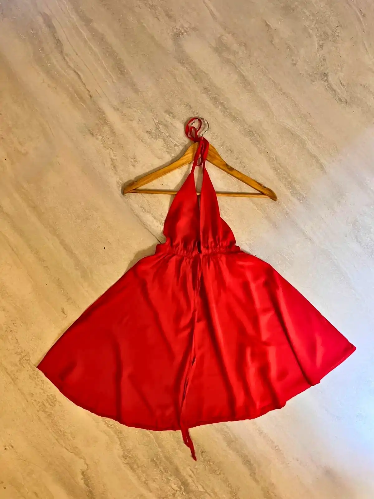 Vestido rojo cruzado halter - Talle S