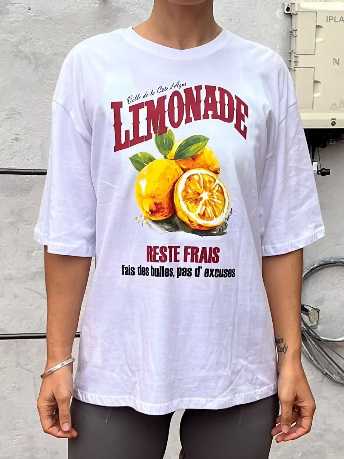 Remera oversize blanca Limonade (47 Street)