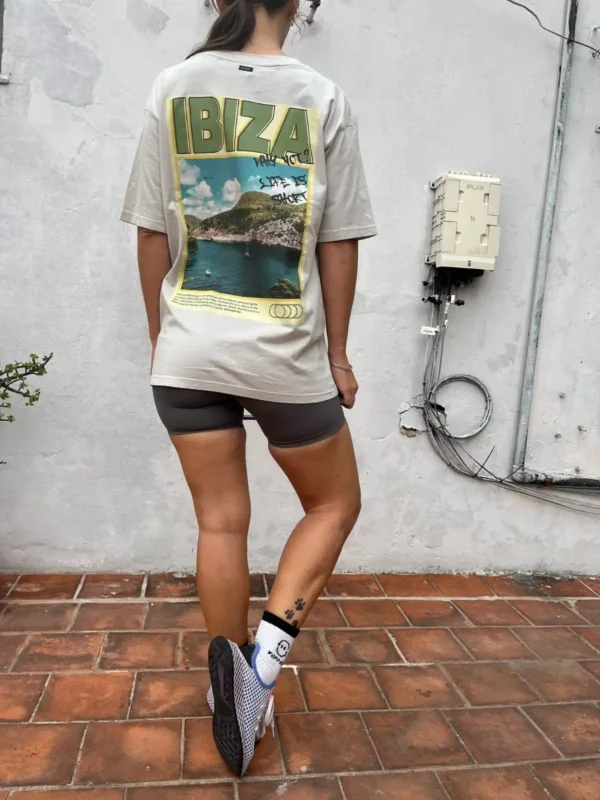 Foto 2 de Remera oversize verde oliva Ibiza (Kevington)