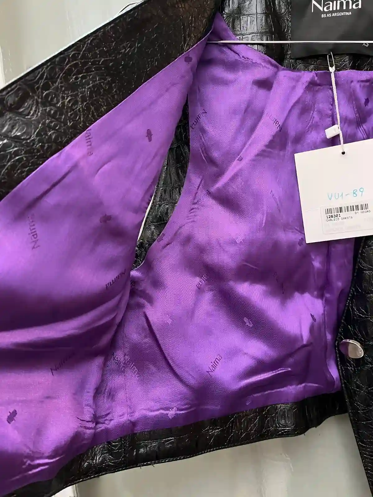 Chaleco croc negro forro violeta (Naíma) - Talle XS