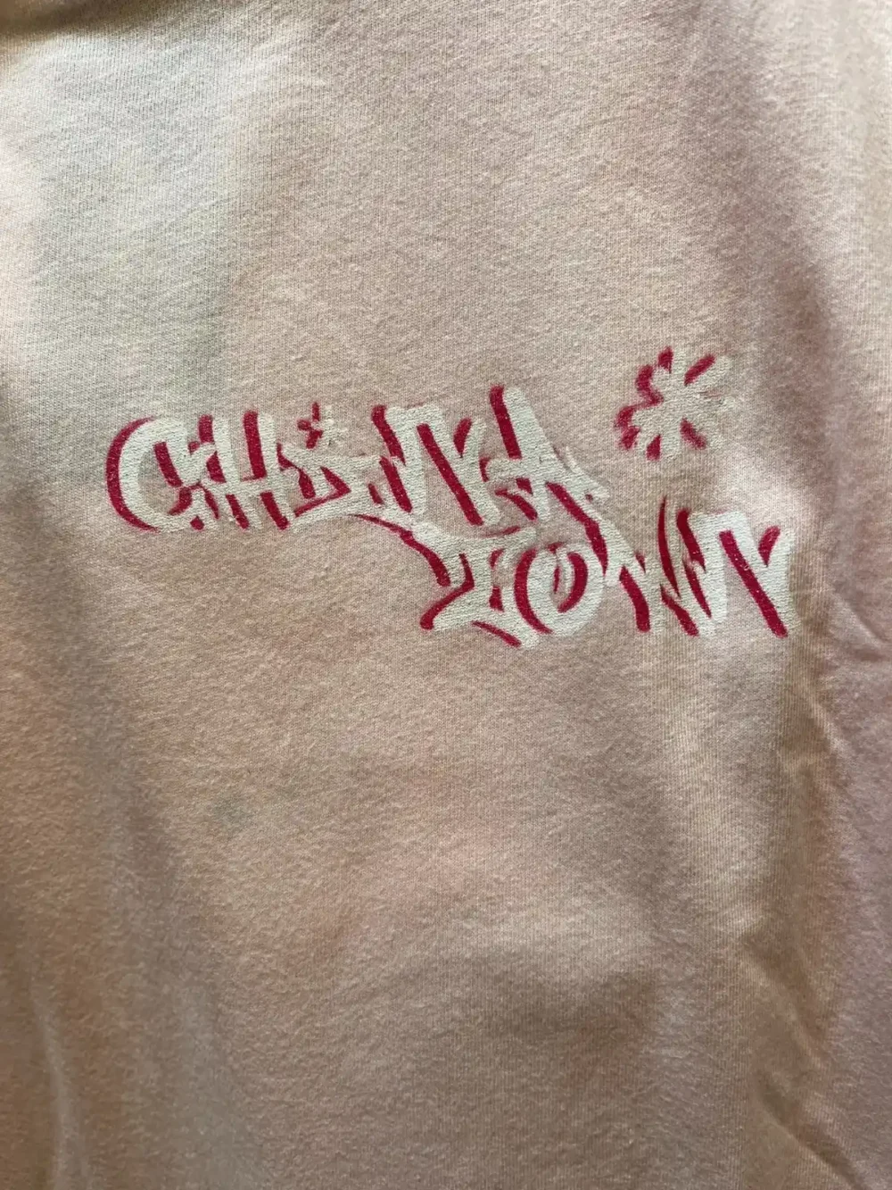 Remera oversize rosa Chelsea Downy (Kevington)