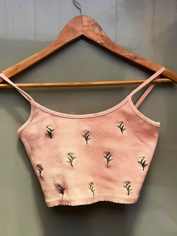 Foto 1 de Musculosa rosa bordado