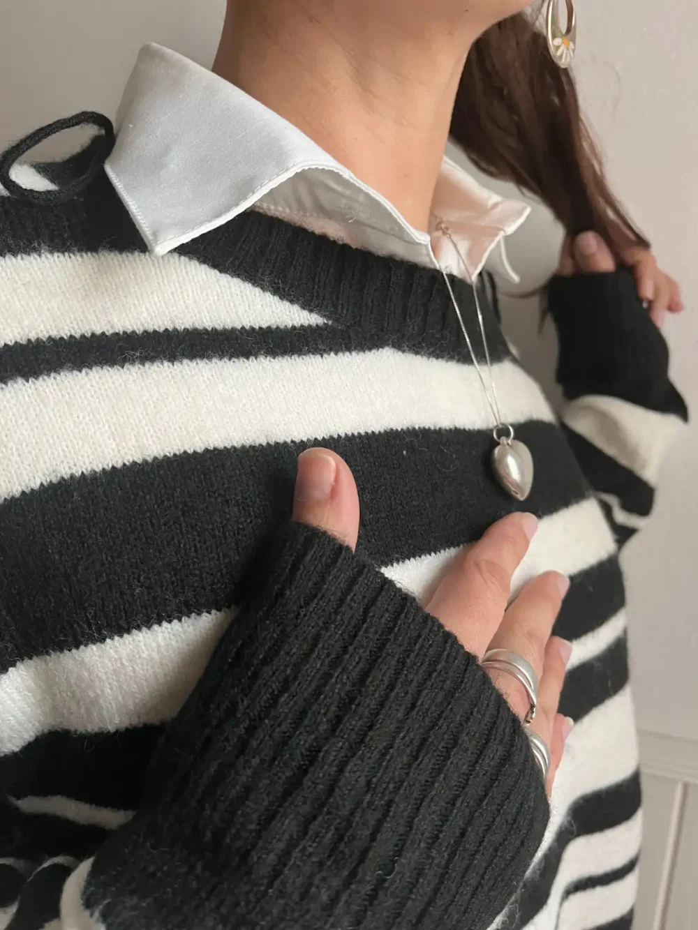 Sweater rayado blanco y negro (Indian) - Talle XL