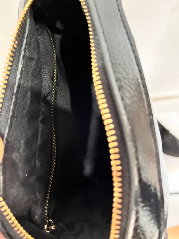 Cartera Negra estilo Charol
