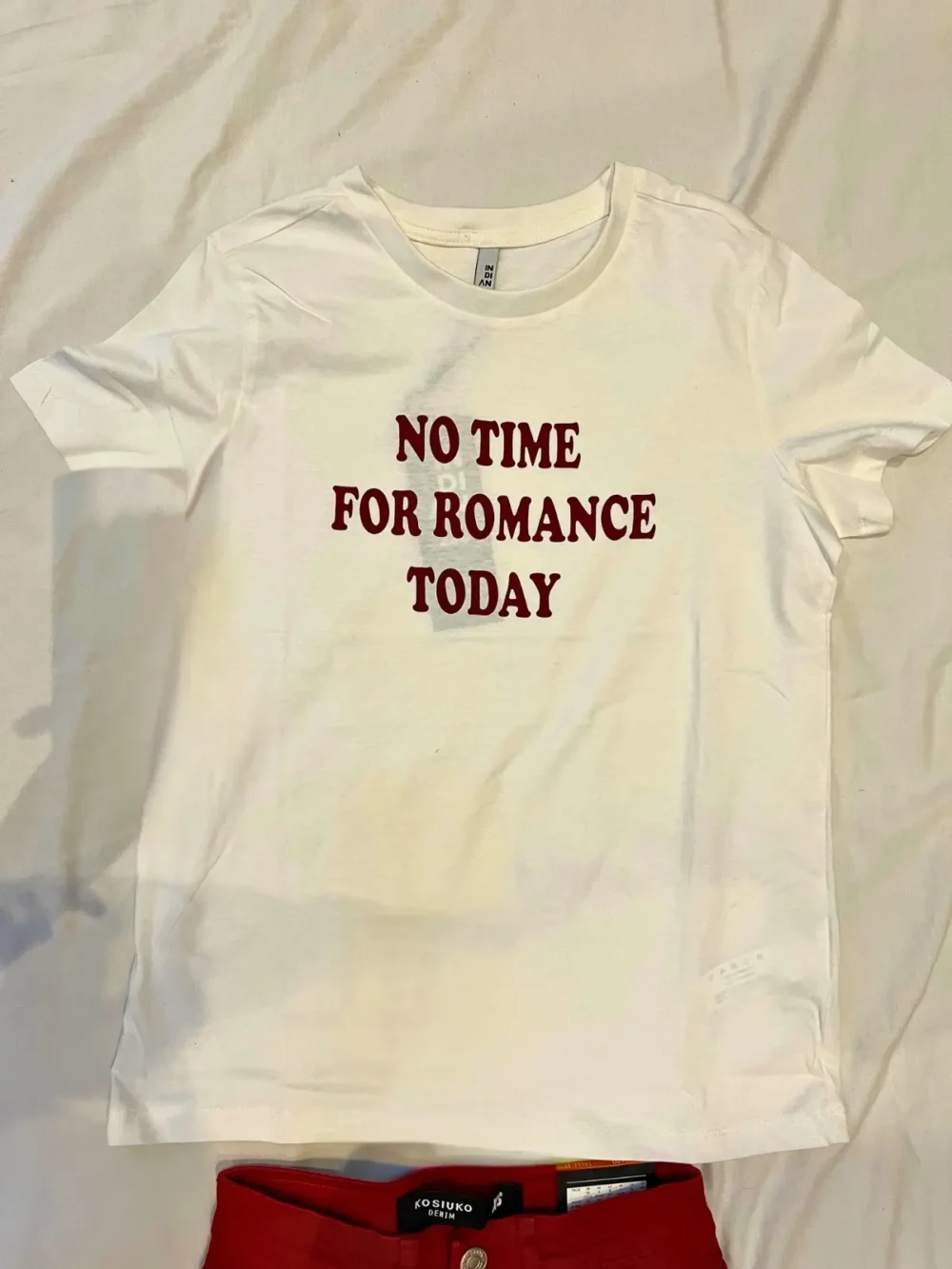 Remera blanca "No Time For Romance Today" - Talle S
