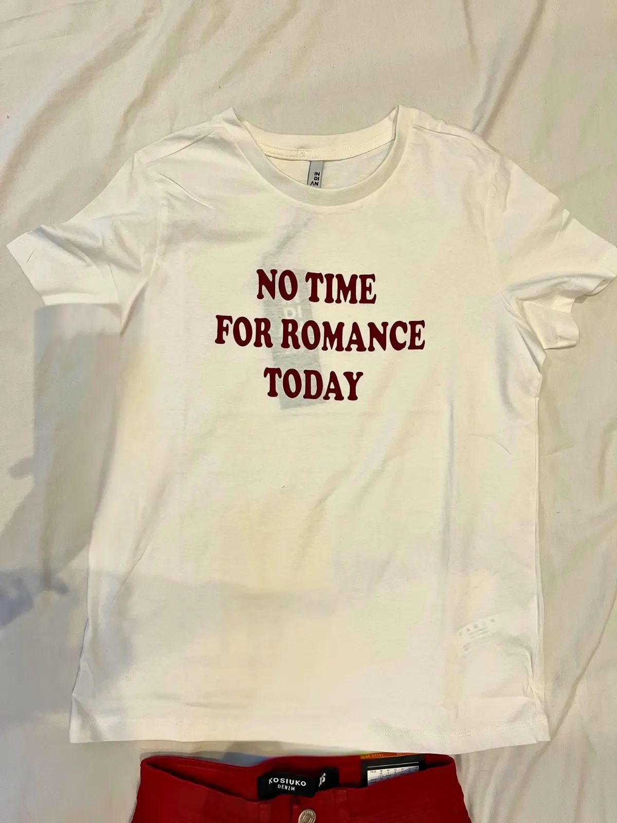 Remera blanca "No Time For Romance Today" - Talle S