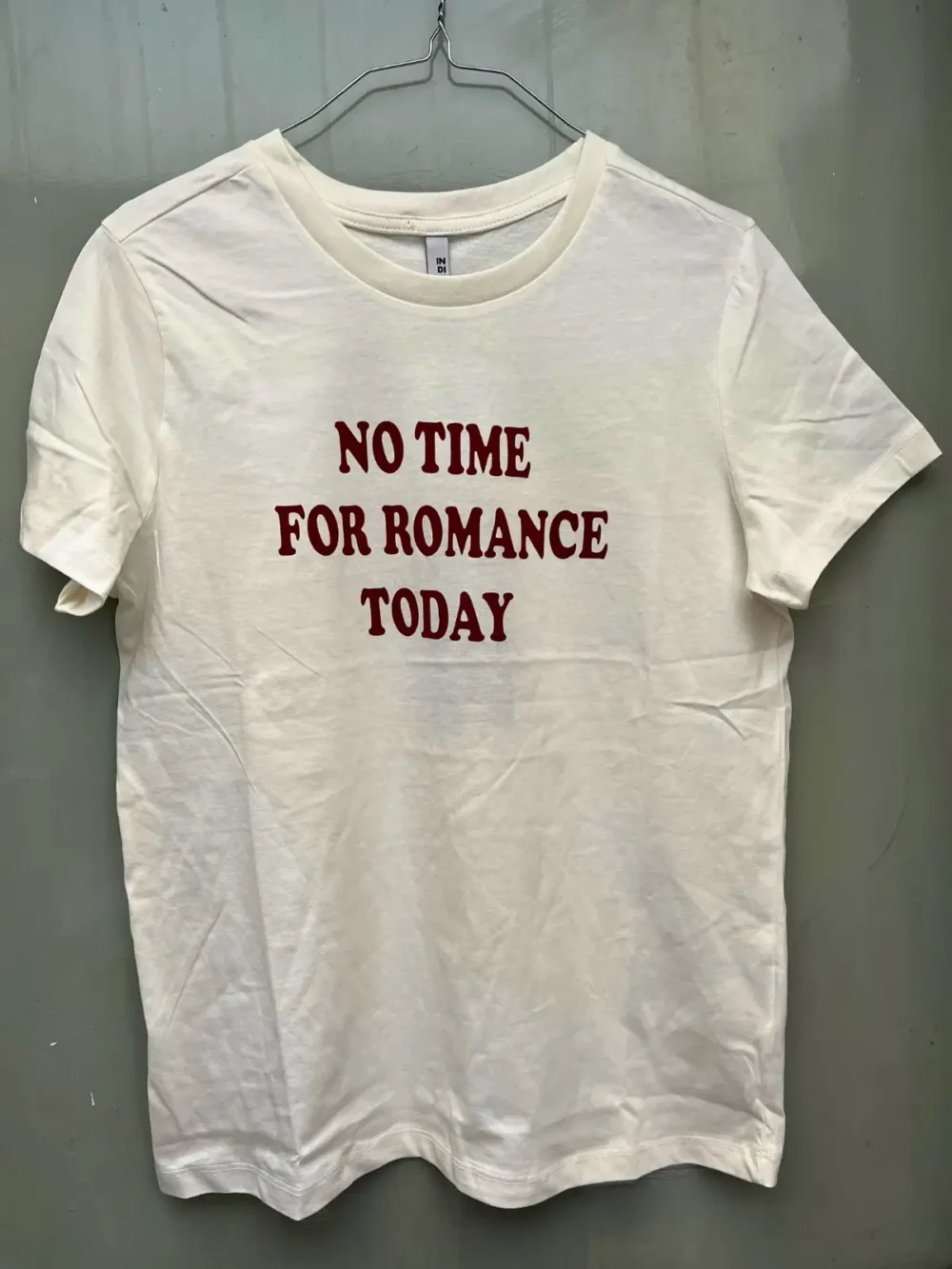Remera blanca "No Time For Romance Today" - Talle S